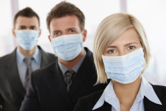 Использование одноразовой маски снижает вероятность заражения гриппом, коронавирусом и другими ОРВИ