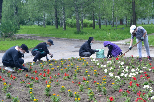 У школьников началось трудовое лето