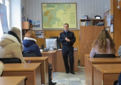 В городе Радужный студенты приняли участие в акции «Студенческий десант»